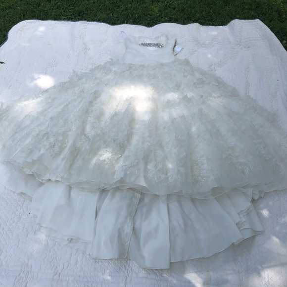 MORE INFO: AIRE BARCELONA 💎 Wedding Dress - Picture 2 of 7